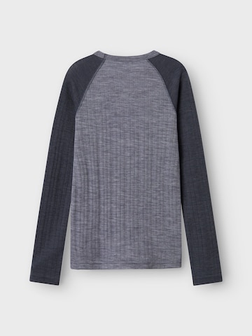 T-Shirt NAME IT en gris