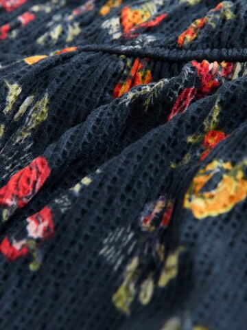 Robe Next en noir