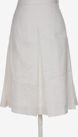 Windsor Skirt in S in White: front