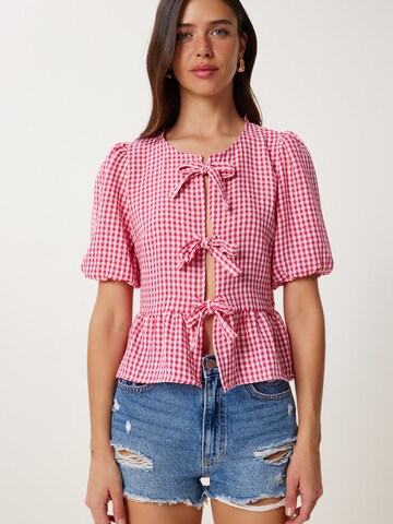 Happiness İstanbul Blus i rosa: framsida