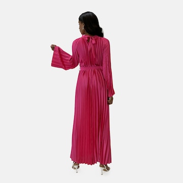 Elara Jurk in Roze