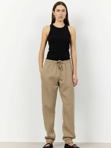 Levete Room Tapered Hose 'Nuka' in Beige