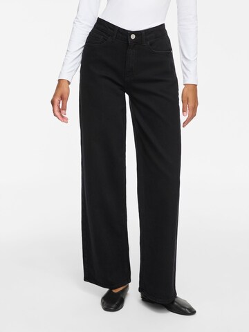 Wide leg Jeans 'FREYA' di VILA in nero: frontale