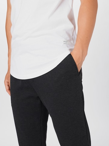 JACK & JONES Средняя посадка Футболка 'JJENoa' в Черный