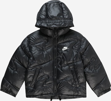 Nike Sportswear - Chaqueta de entretiempo en negro: frente