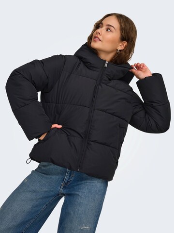 ONLY - Casaco de inverno 'ONLJUTA' em preto