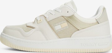 Tommy Jeans Sneakers in Beige: front