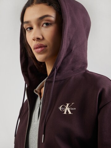 Veste de survêtement Calvin Klein Jeans en violet