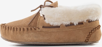 Minnetonka Mokassin 'Chrissy' i brun: forside