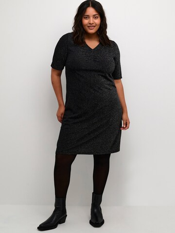 Robe KAFFE CURVE en noir