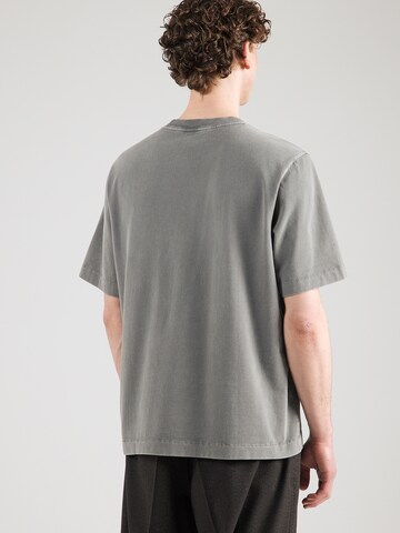 Abercrombie & Fitch - Camiseta en gris