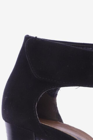 Paul Green High Heels & Pumps in 39 in Black
