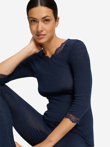 Hanro Shirt ' Woolen Lace ' in Blauw