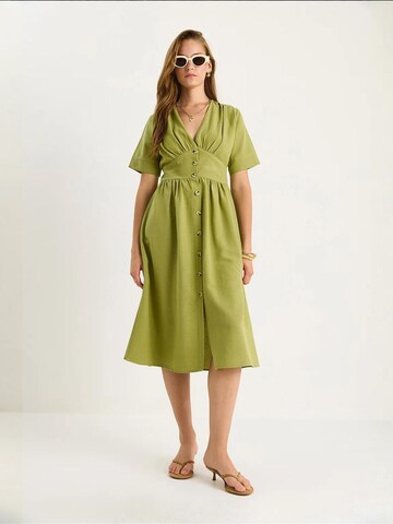 Bianco Lucci - Vestidos camiseiros em verde