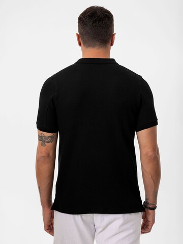 Daniel Hills T-shirt i svart