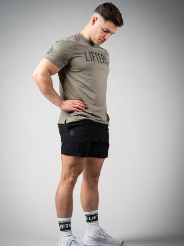 Coupe slim Pantalon de sport 'Raw Gym Shorts - Short Cut' Lifters en noir