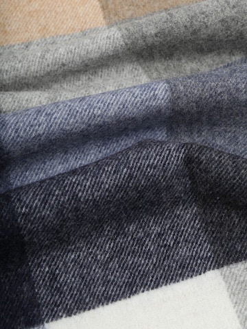 Profuomo Scarf in Beige