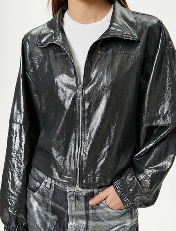 Koton Jacke in Grau