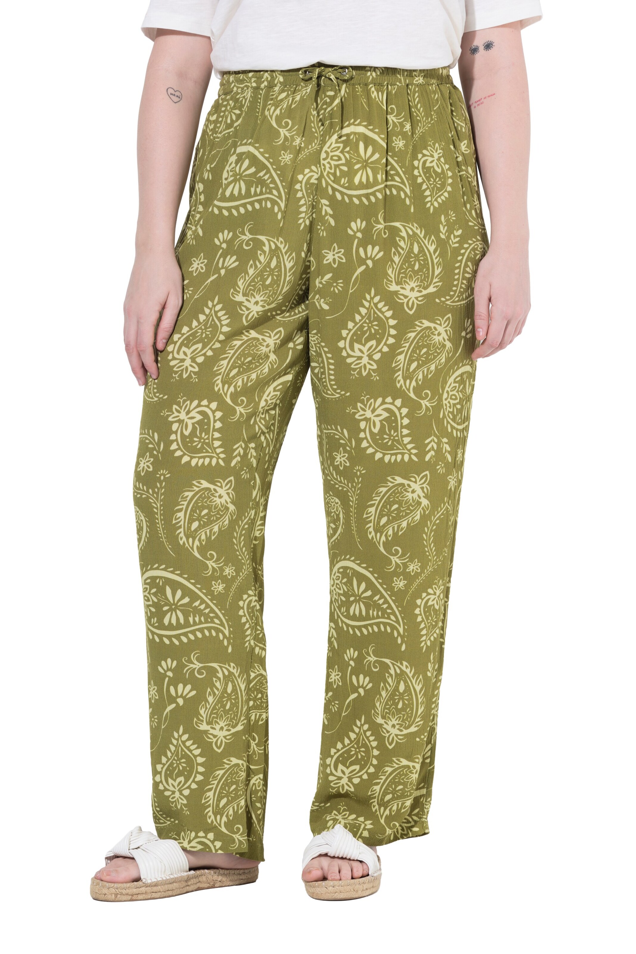 Ulla Popken Regular Hose in Grün: Vorderseite