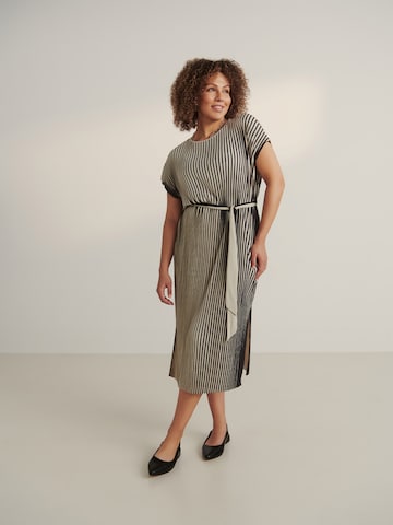 Guido Maria Kretschmer Curvy Dress 'Lulu' in Beige: front