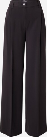 Calvin Klein Regular Pleated Pants in Black: front