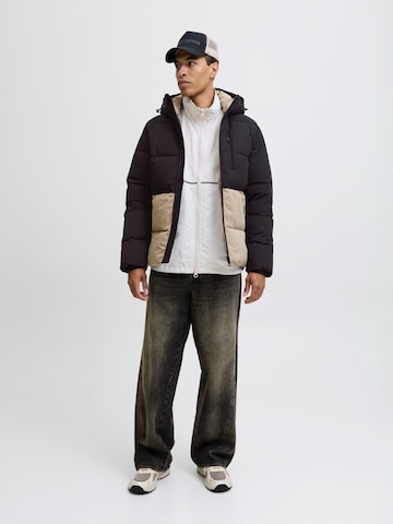Geacă de iarnă 'JJEOWEN' de la JACK & JONES pe bej