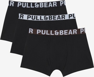 Pull&Bear Boxer shorts in Black: front