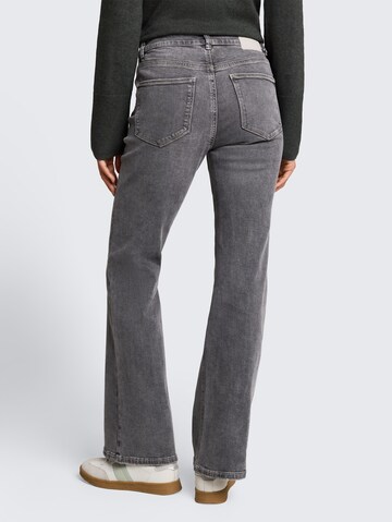 TOM TAILOR Bootcut Jeans 'Stella' in Grijs