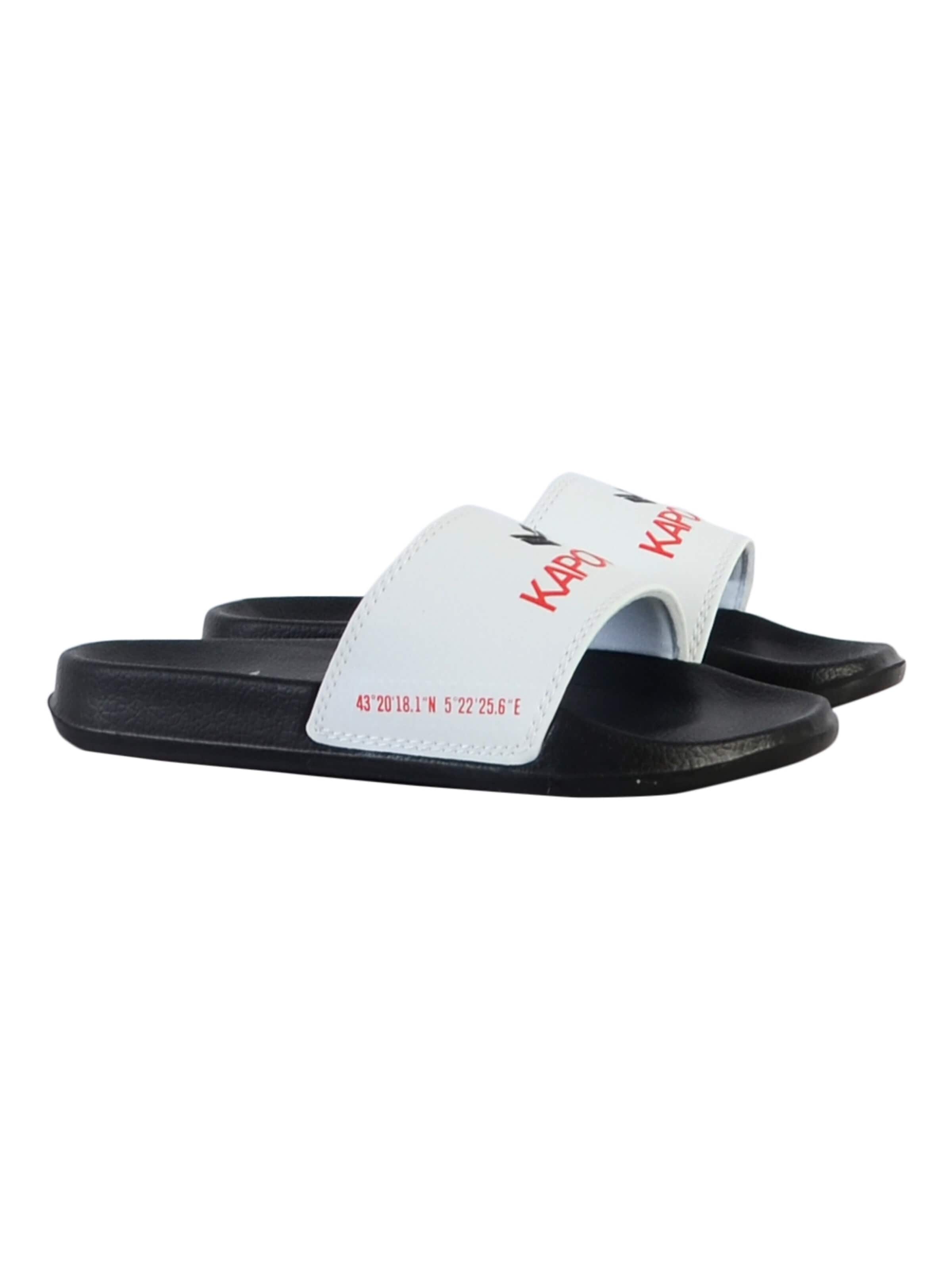 Chaussures ouvertes Kaporal en blanc