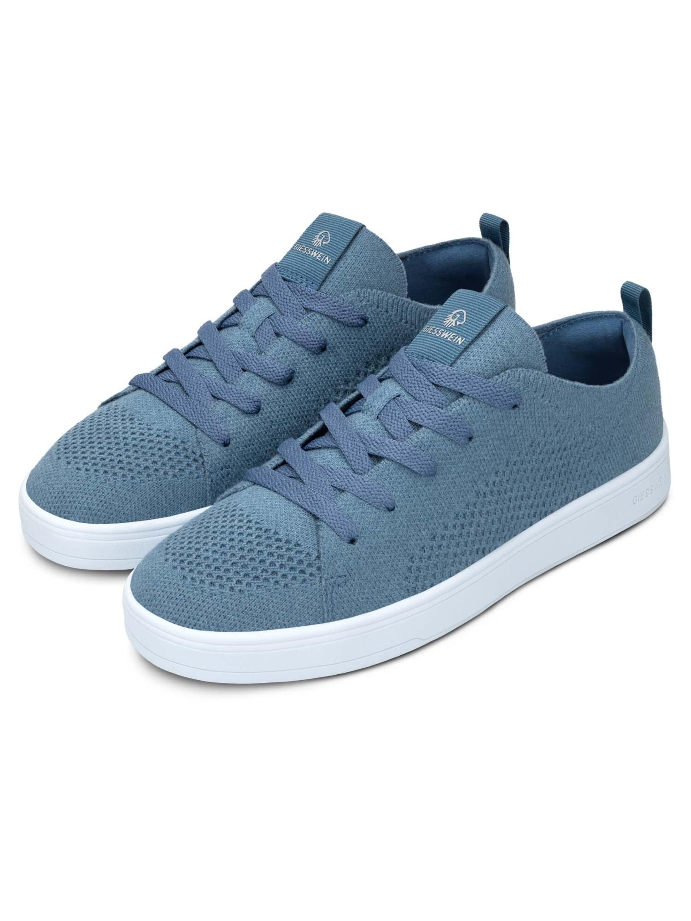 Baskets basses GIESSWEIN en bleu