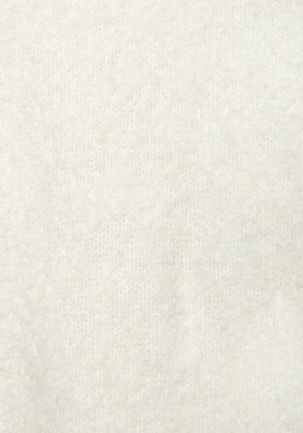 LASCANA Sweater in White