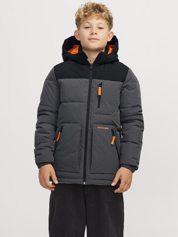 Jack & Jones Junior - Chaqueta de invierno 'JJEOtto' en gris: frente