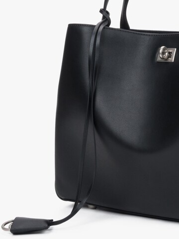 Estro Shoulder Bag '9008' in Black