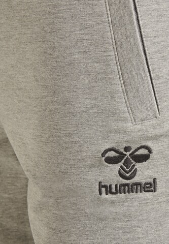 Hummel Regular Shorts 'Move' in Grau