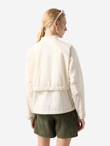 BOGNER Übergangsjacke in Weiß
