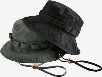 Next Hattu värissä vihreä: etupuoli