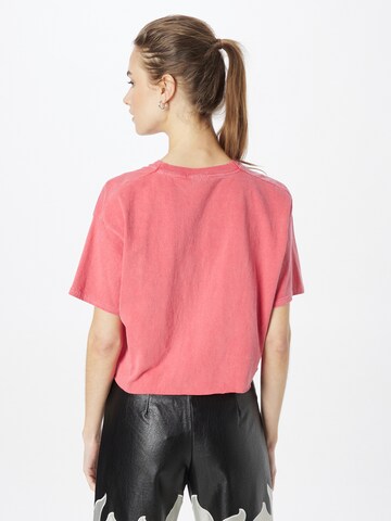 T-shirt Nasty Gal en rose