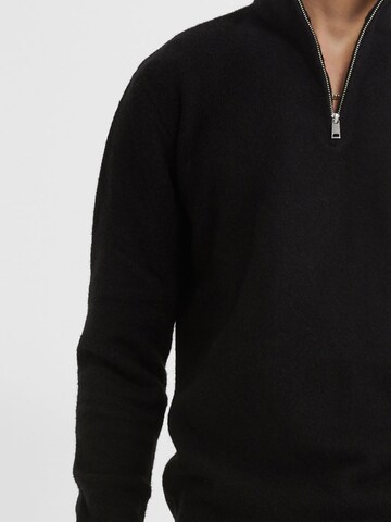 Young Poets Sweater 'Janny' in Black
