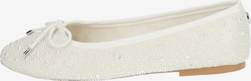 STEVE MADDEN Ballet Flats in White