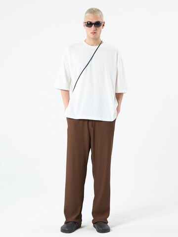 VAMOS CLO Loosefit Broek in Bruin