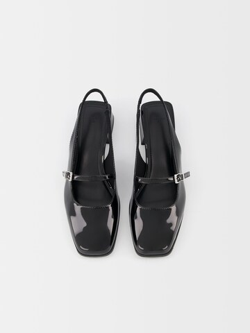 Bershka Slingback pumps in Black