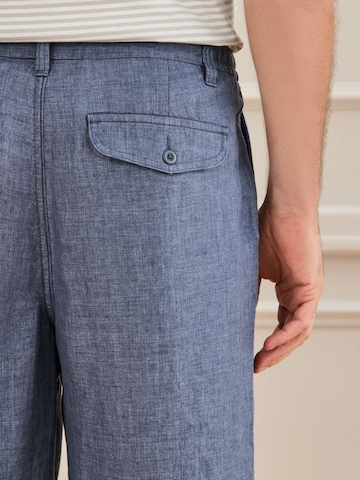 Next Loosefit Bandplooibroek 'Signature' in Blauw