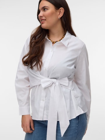 Vero Moda Curve - Blusa 'AWCalva' en blanco: frente
