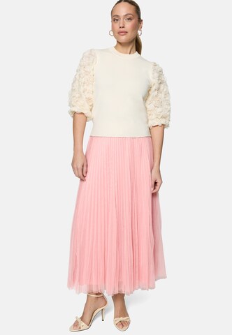 Gonna di zero in rosa: frontale