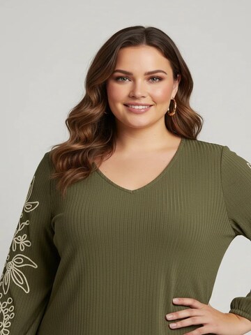 Robe Shape Of You en vert