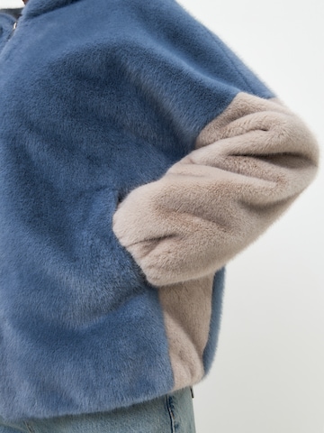 CESARE GASPARI Übergangsjacke in Blau