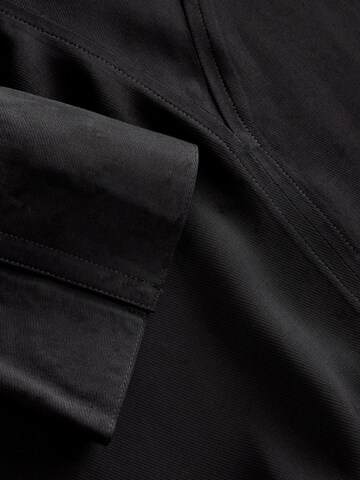 Next Bluse in Schwarz