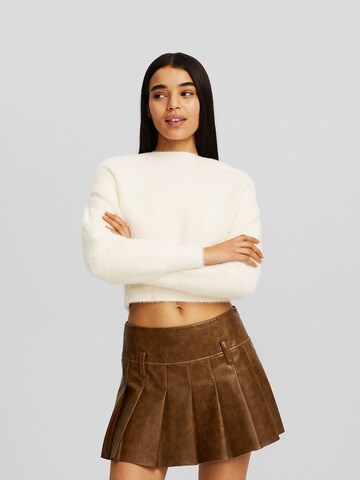 Bershka Sweater in Beige: front