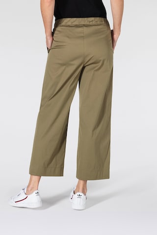 MAC Loose fit Pants in Green
