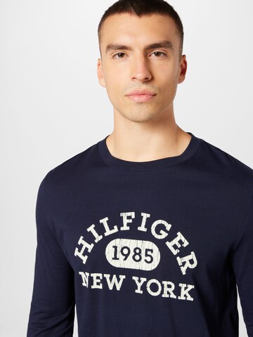 Maglietta di TOMMY HILFIGER in blu